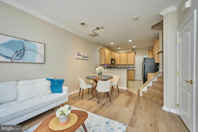 Photo - 7166 Little Thames Drive