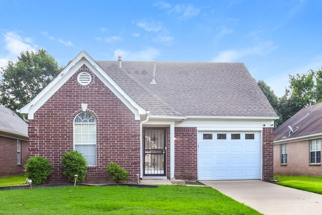 Building Photo - 5714 Alexandria Ln