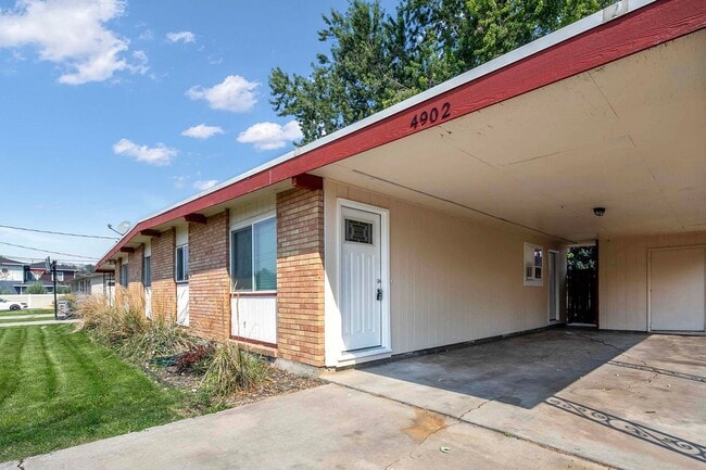 Photo - 2bd, 1b Cozy Home awaits in Boise Bench!