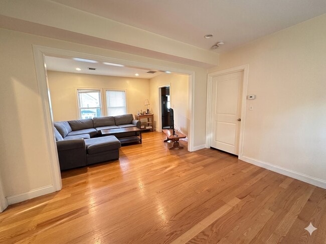 Photo - 50 Carleton St Unit 50