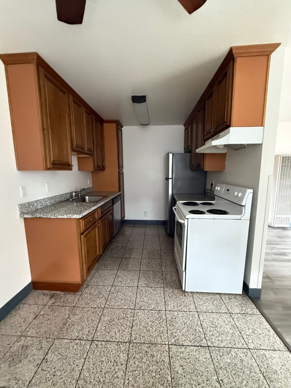 Photo - 103 E Lewelling Blvd Unit # 11 upstairs