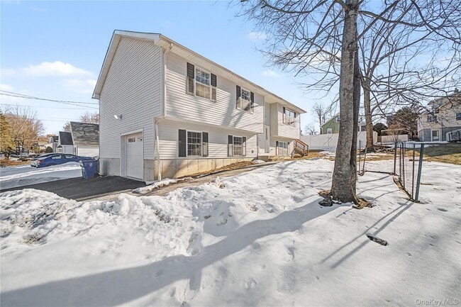 Photo - 25 Clinton St