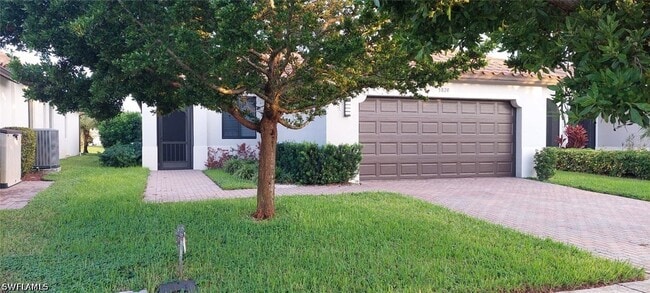 5020 Arancia Ln