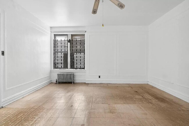 Photo - 789 MacDonough St