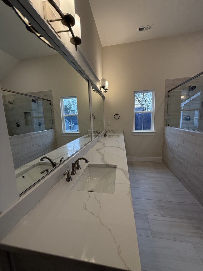 Photo - 2049 Burson Dr