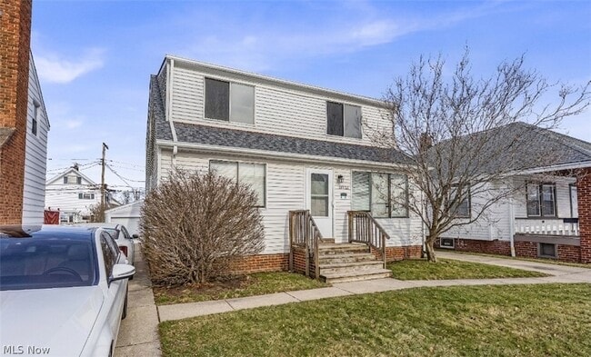 Photo - 10725 Vernon Ave Unit 2/UP