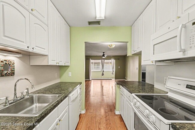 Photo - 1047 Small Ct Unit 38
