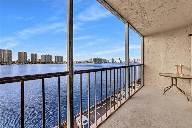 Building Photo - 17600 N Bay Rd Unit N503 Rental