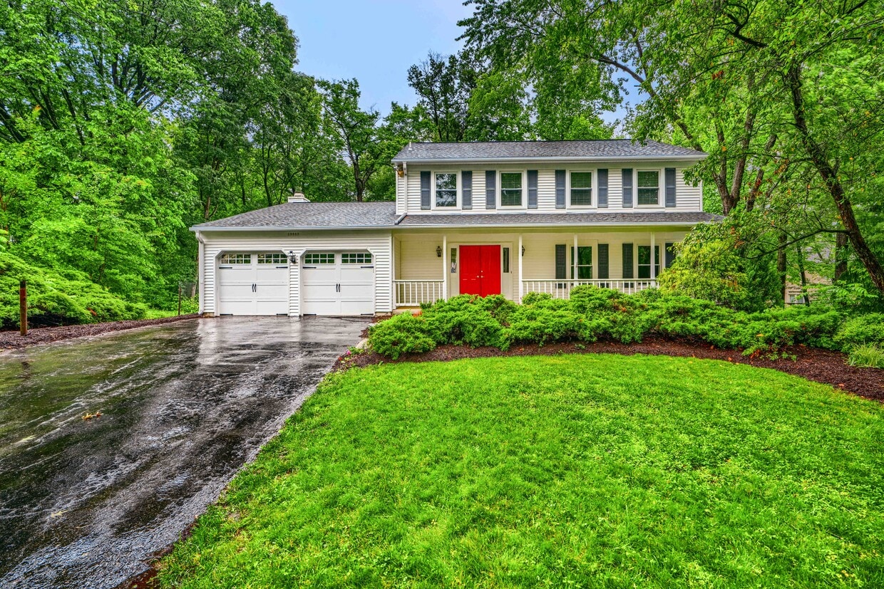 Photo - 15557 Peach Leaf Ln-