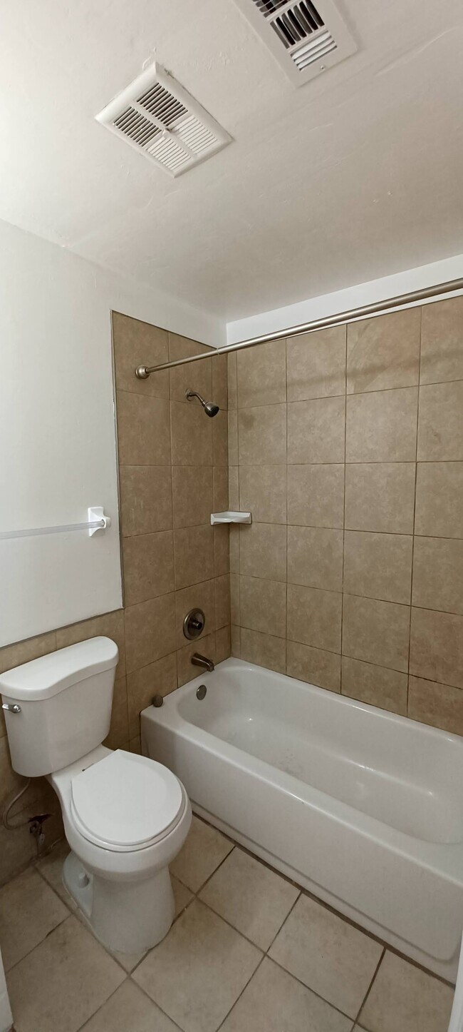 Photo - 3220 SW 26th Terrace Unit 3220-4_26-TER