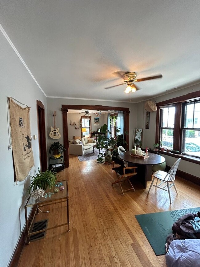 Photo - 3549 N Damen Ave Unit 1