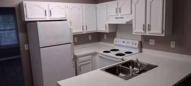Photo - Nice house in Pineville - Convenient Location
