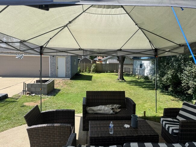 Photo - 310 N William St