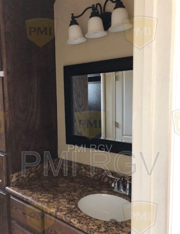 Photo - 304 W Amy Dr Unidad C