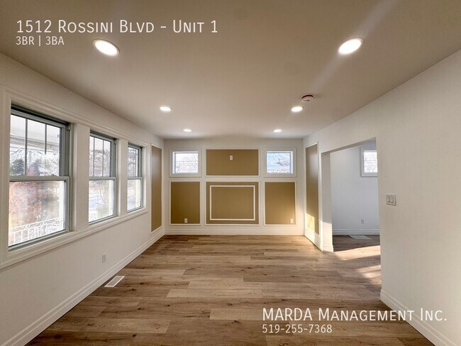 Building Photo - FULLY RENOVATED 3 BED/ 2.5 BATH MAIN - EAST WINDSOR INCLUSIVE W/ $150 Unit 1