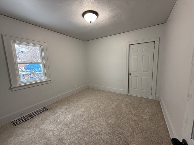 Photo - 3 Bedroom Home