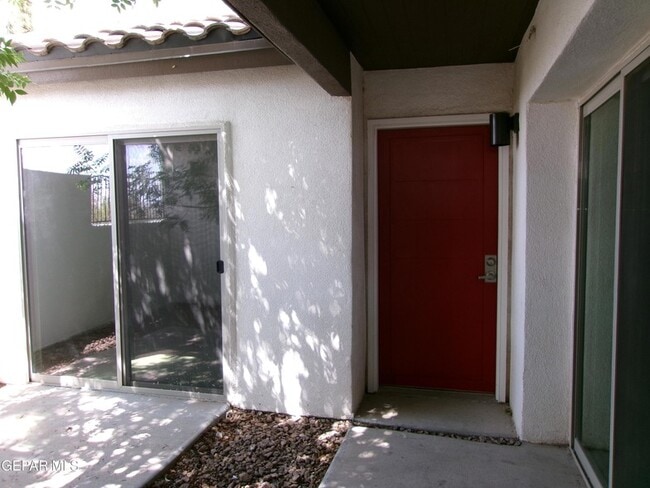 Photo - 4200 Camelot Heights Dr