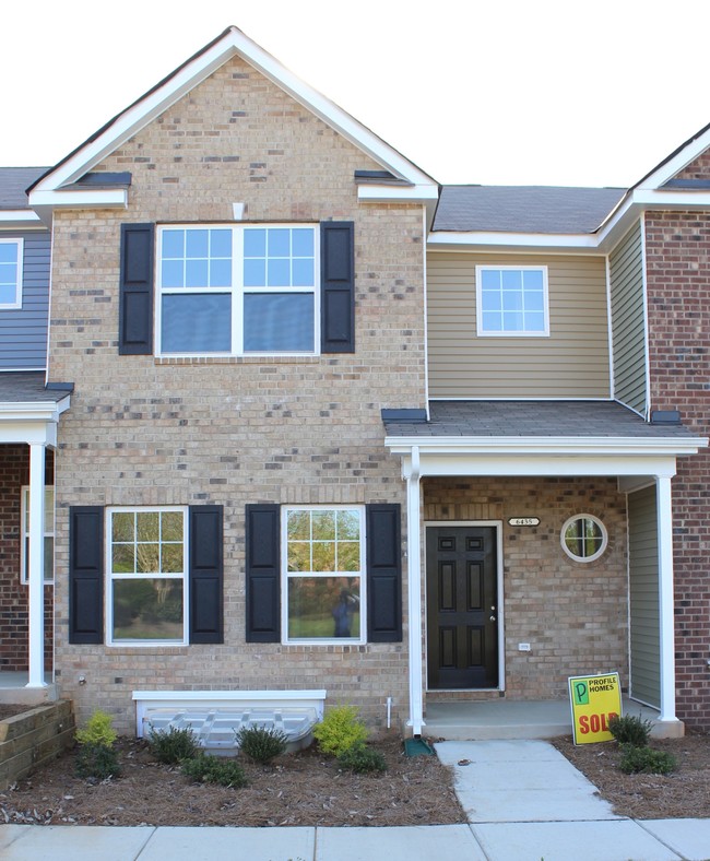 Photo - 6435 Prosperity Church Rd Townhome