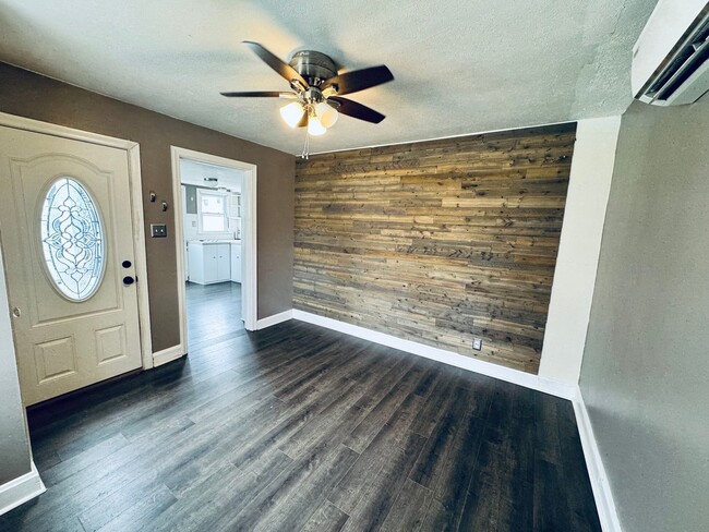 Photo - Adorable Cottage