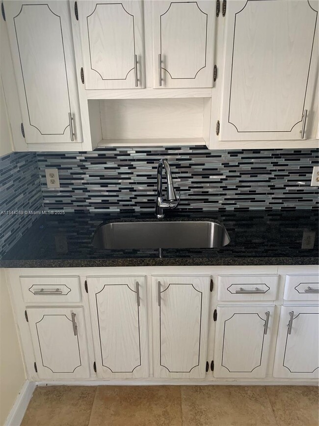 Photo - 684 Monaco Ct Unit 684