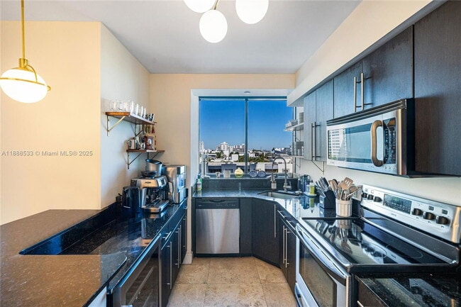 Photo - 1330 West Ave