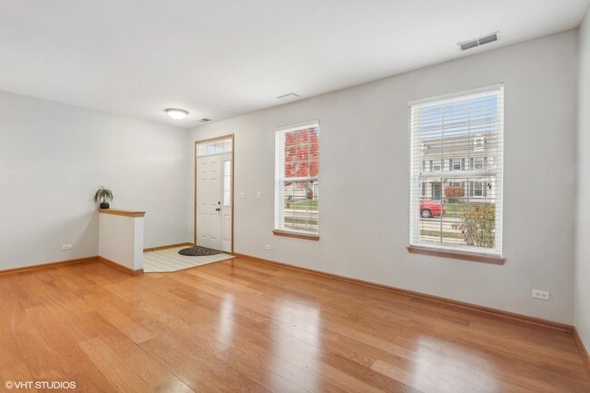 Photo - 2531 Congress Ave