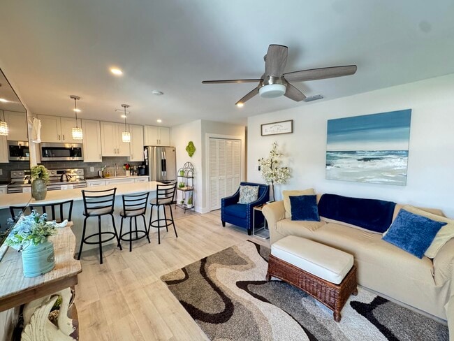 Building Photo - 5505 N Ocean Blvd Unit 2-204