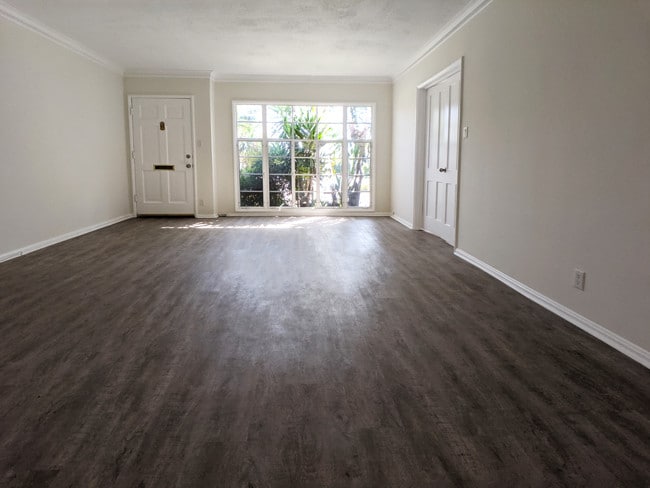 Sala de estar - 7677 Hollywood Blvd Unidad 7677