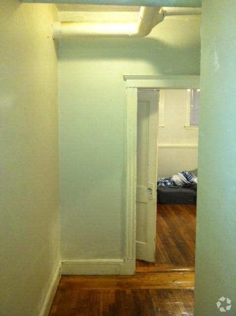 Building Photo - bedroom in Boston MA 02135 Rental