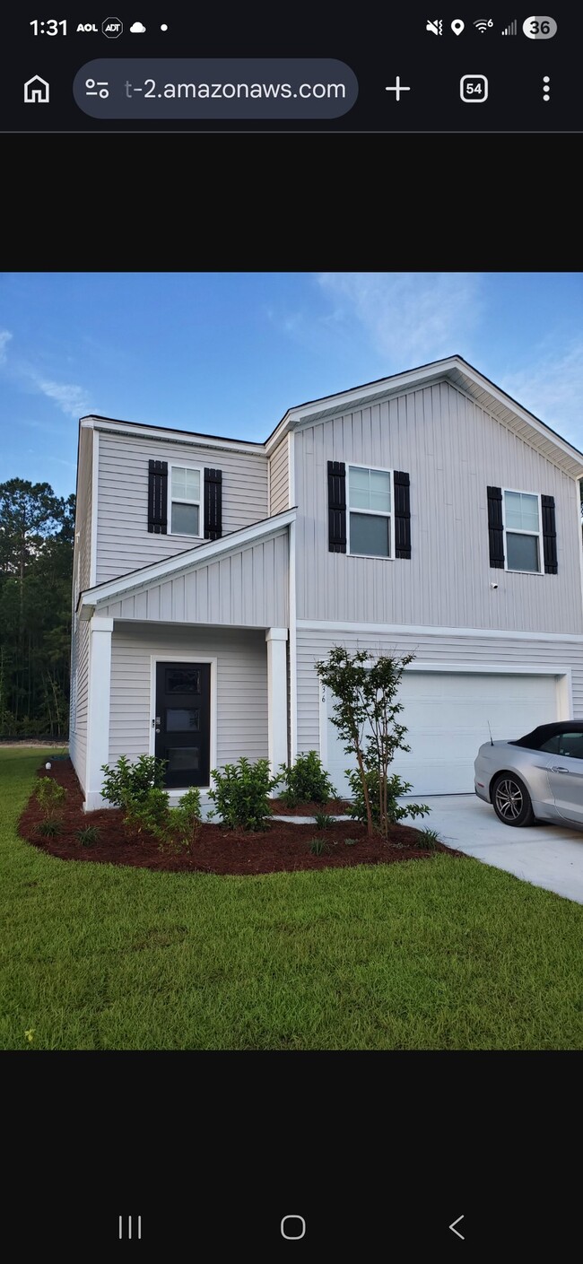 Building Photo - 636 Silver Spruce St