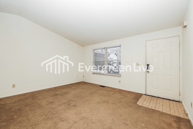 Photo - 6376 Greenfield Way