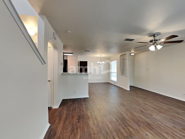 Photo - 6702 Sandy Point Dr