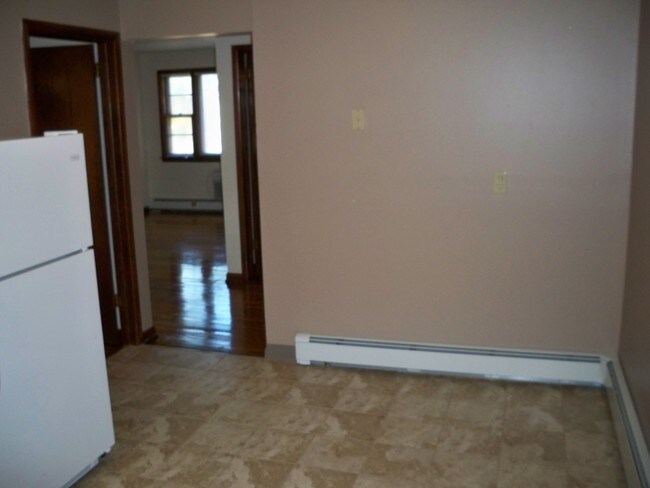 Photo - Crestwood Apartments