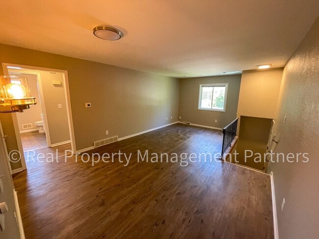 Photo - 3920 Camelot Dr SE Unit 3920