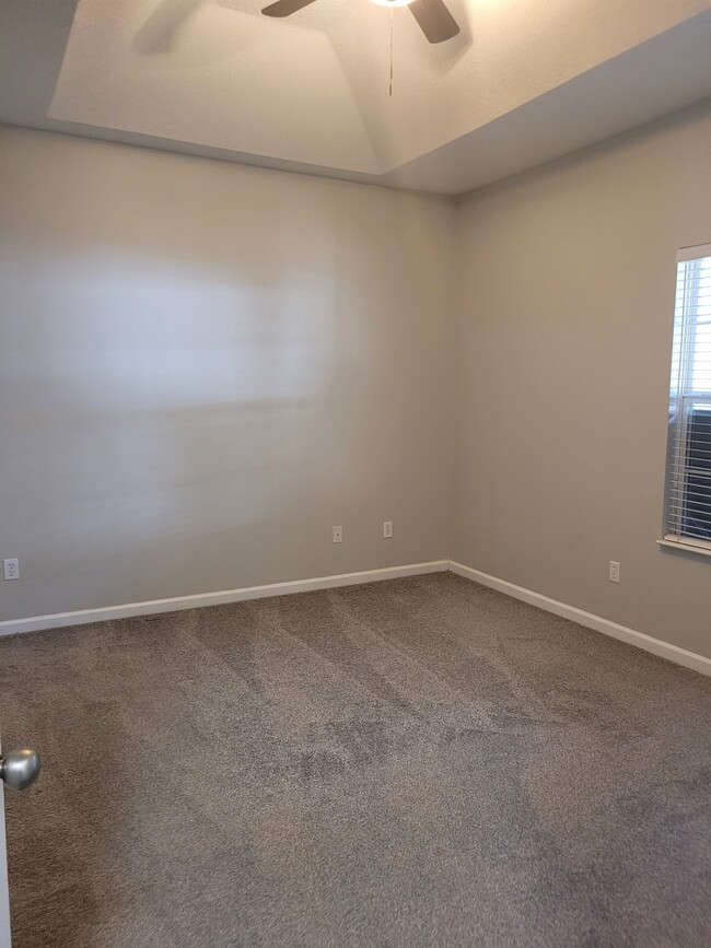 Photo - 1672 Corey Wood Cir