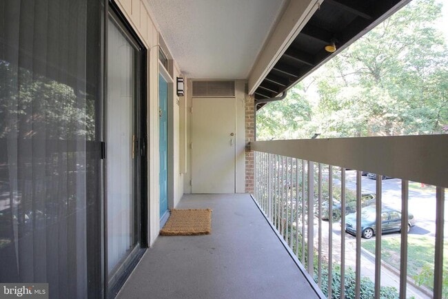Building Photo - 1570 Moorings Dr Unit 22B