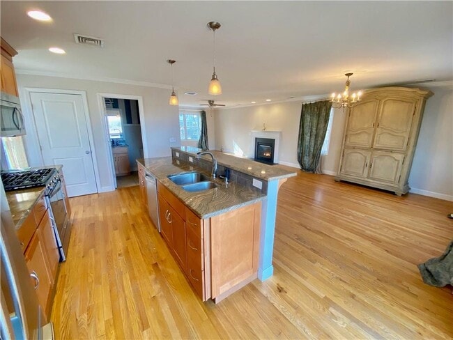 Photo - 9 Marshall Ln