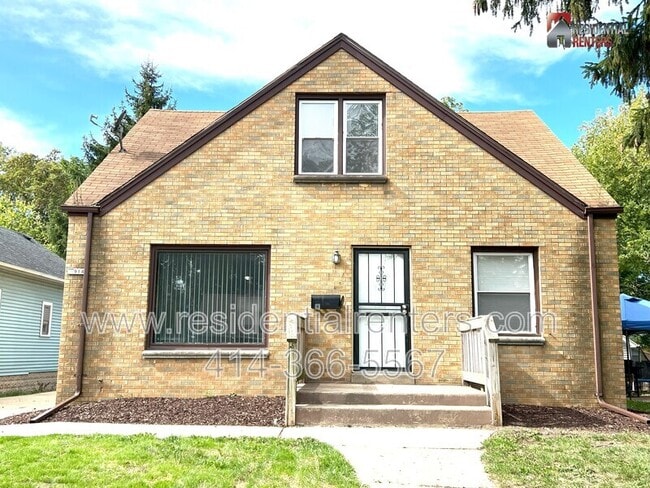 Photo - 5911 N 35th St Unit Lower