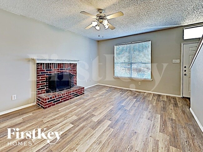 Photo - 530 Alameda Ave