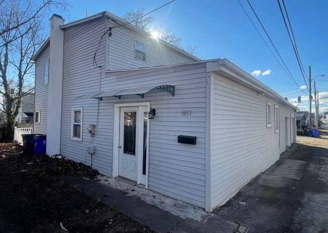 Renovated 3 Bedroom 2.5 bath house in Pott... - Renovated 3 Bedroom 2.5 bath house in Pott...