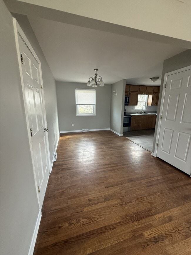 Photo - 732 E Culton St