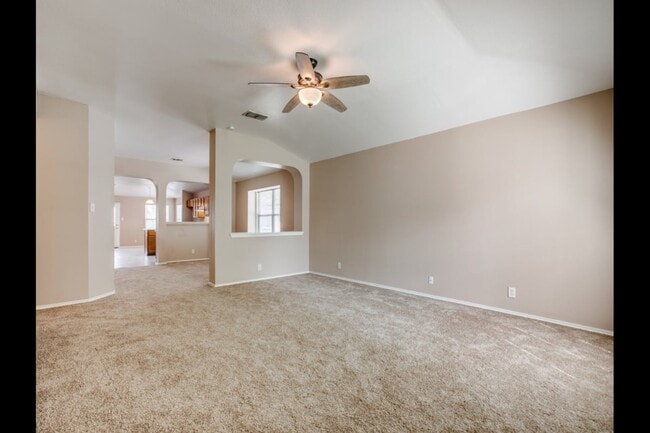 Photo - 611 Granite Cliff