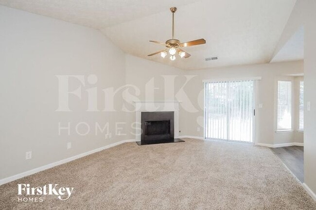 Photo - 6165 Pembroke Dr