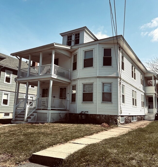 Building Photo - 54 Lincoln St Unit 1
