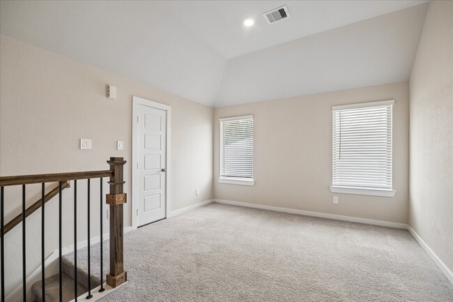 Building Photo - 21759 Thicket Point Ln