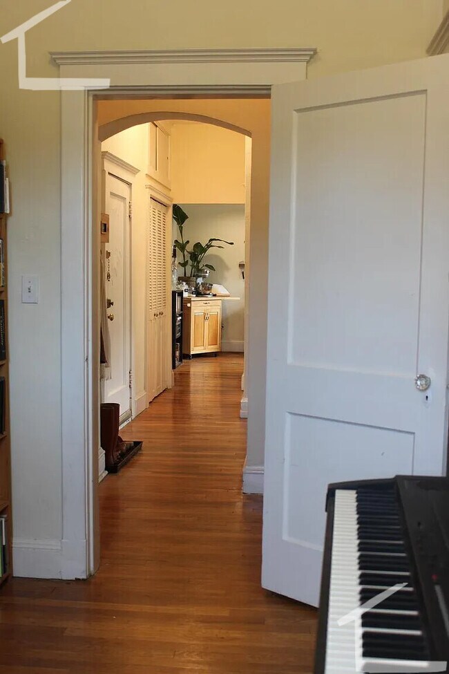 Photo - 1666 Commonwealth Ave Unit 12