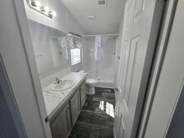 Photo - 4000 24th St N