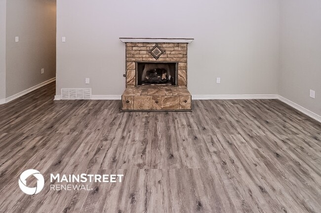 Photo - 6540 Jamestown Dr