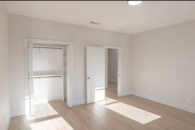 Photo - 13705 Biggs St