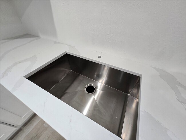 Photo - 10470 Alcott Dr